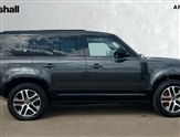 Land Rover Defender Image 5