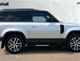 Land Rover Defender Image 5