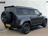 Land Rover Defender Image 2