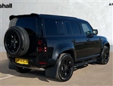 Land Rover Defender Image 2