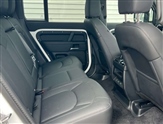 Land Rover Defender Image 4