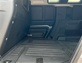 Land Rover Defender Image 4