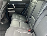 Land Rover Defender Image 4