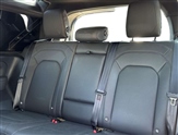 Land Rover Defender Image 4