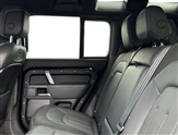 Land Rover Defender Image 4