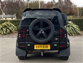 Land Rover Defender Image 6