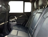 Land Rover Defender Image 4