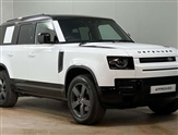 Land Rover Defender Image 1