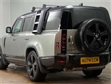 Land Rover Defender Image 2
