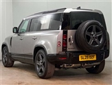 Land Rover Defender Image 2