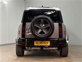 Land Rover Defender Image 6