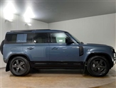 Land Rover Defender Image 5
