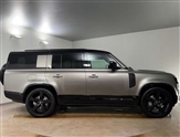Land Rover Defender Image 5