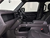 Land Rover Defender Image 3