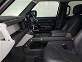 Land Rover Defender Image 3