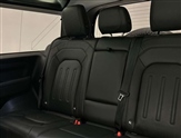 Land Rover Defender Image 4