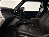 Land Rover Defender Image 3