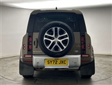 Land Rover Defender Image 6
