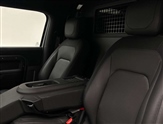 Land Rover Defender Image 4