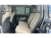 Land Rover Defender Image 4