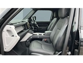 Land Rover Defender Image 3