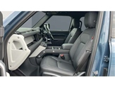Land Rover Defender Image 3