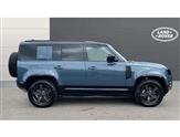Land Rover Defender Image 5