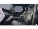 Land Rover Defender Image 3