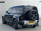 Land Rover Defender Image 2