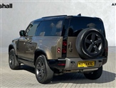 Land Rover Defender Image 2