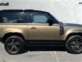 Land Rover Defender Image 5