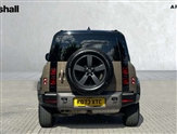 Land Rover Defender Image 6