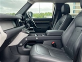 Land Rover Defender Image 3