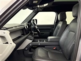 Land Rover Defender Image 3
