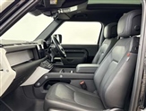 Land Rover Defender Image 3