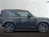 Land Rover Defender Image 5