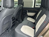 Land Rover Defender Image 4