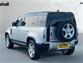 Land Rover Defender Image 2