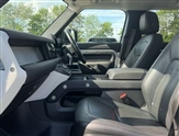Land Rover Defender Image 3