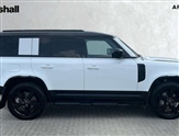 Land Rover Defender Image 5
