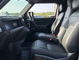 Land Rover Defender Image 3