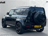 Land Rover Defender Image 2