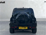 Land Rover Defender Image 6