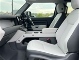 Land Rover Defender Image 3