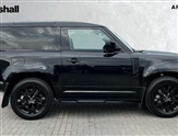 Land Rover Defender Image 5