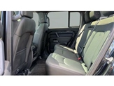 Land Rover Defender Image 4