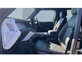 Land Rover Defender Image 3