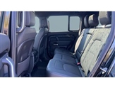 Land Rover Defender Image 4