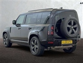 Land Rover Defender Image 2