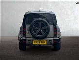 Land Rover Defender Image 6